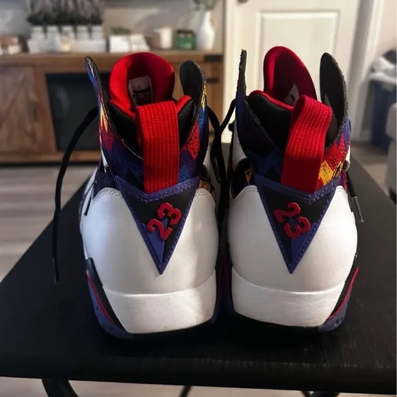 Air Jorden 7 Retro “Sweater” - Picture 2 of 7